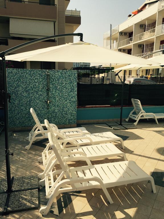 Di Matteo Hotel Roseto Degli Abruzzi Exterior foto